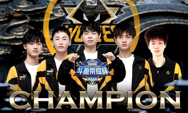 EliGE 收到 VAC 禁赛，原因是 CS2 的首场比赛